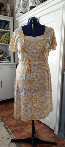 yellow dress